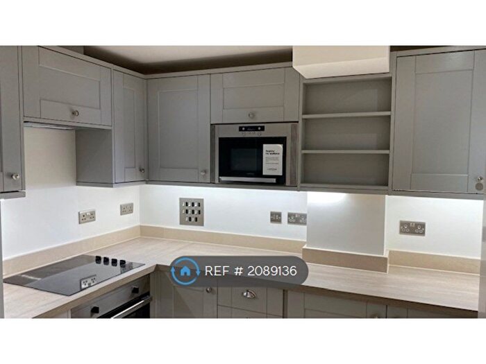 2 Bedroom Flat To Rent In Old Marylebone Road, London, NW1