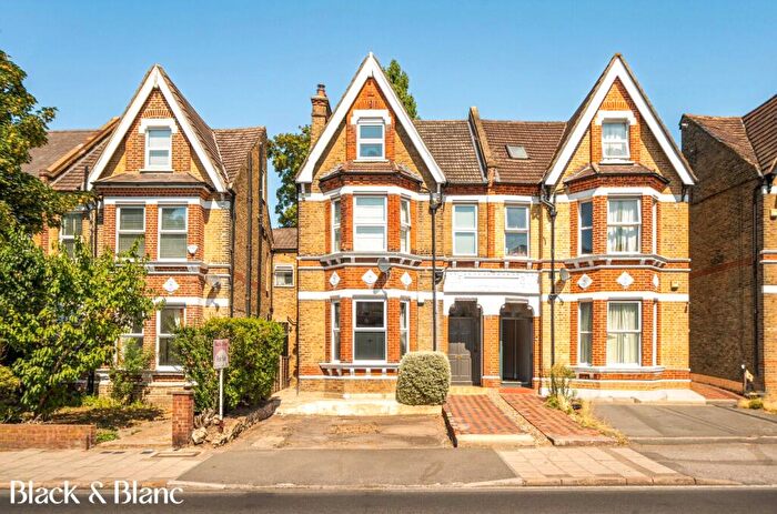 1 Bedroom Apartment For Sale In Manor Road, Beckenham, BR3