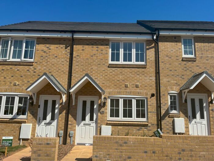2 Bedroom Property To Rent In Kingfisher Drive, Houndstone, Yeovil, BA22