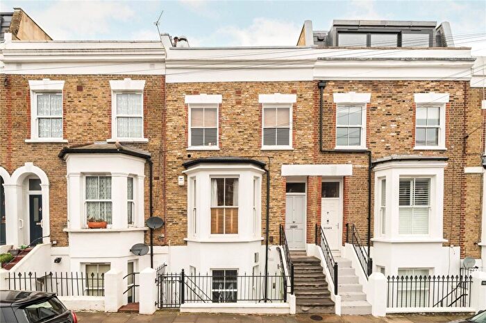 2 Bedroom House To Rent In Bennerley Road, London, SW11