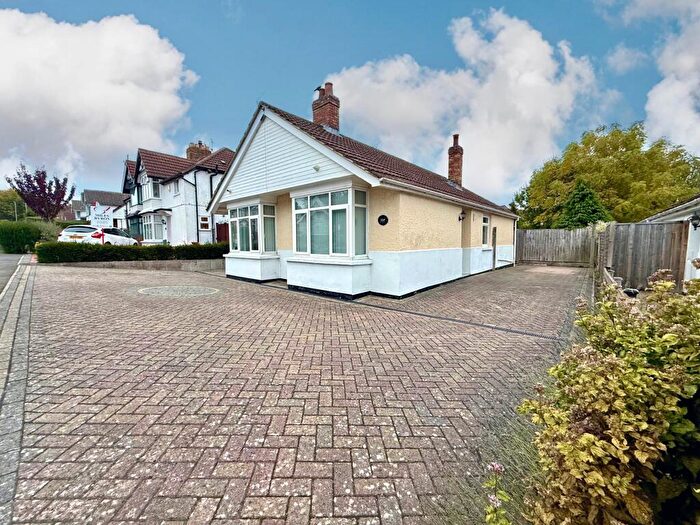3 Bedroom Detached Bungalow For Sale In Croft Road, Old Town, Swindon, SN1
