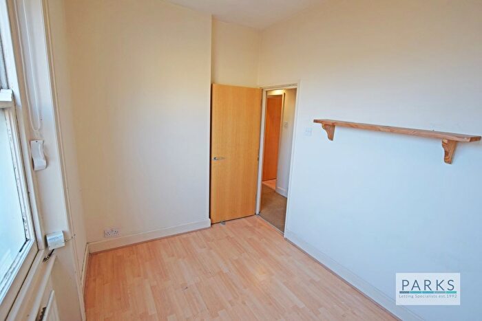 5 Bedroom Terraced House To Rent In Cambridge Grove, Hove, East Sussex, BN3