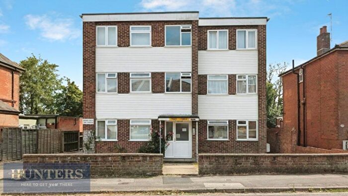 2 Bedroom House To Rent In Richmond Road, Southampton, SO15