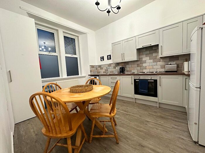 2 Bedroom Flat To Rent In Whitecrook Street, Clydebank, G81