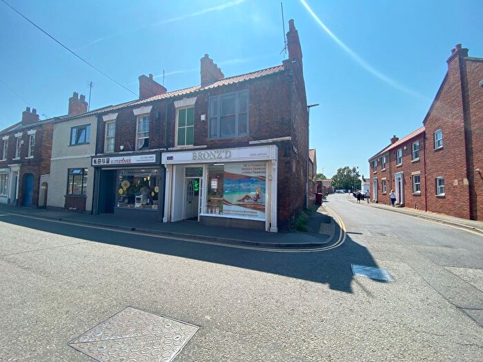2 Bedroom Flat To Rent In High Street, Barton Upon Humber, DN18