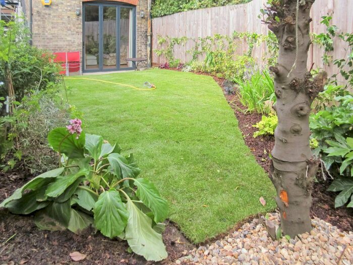 2 Bedroom Flat To Rent In Priory Road, Crouch End, London, N8