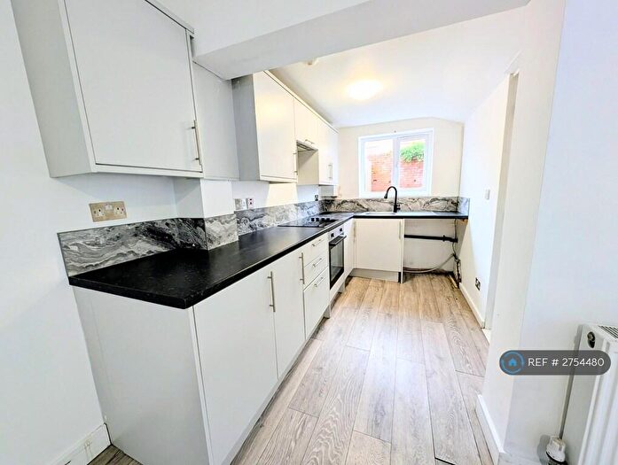 3 Bedroom Terraced House To Rent In Florence St, Nottingham, NG15