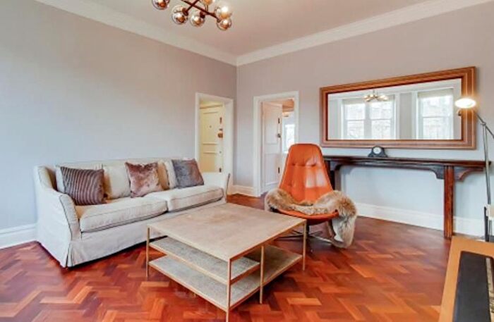 1 Bedroom Flat To Rent In Park Crescent, Fitzrovia, London, W1B