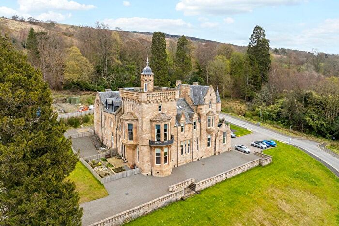 3 Bedroom Apartment For Sale In Shandon, Helensburgh, Argyll And Bute, G84