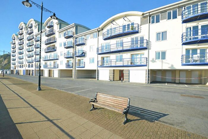 2 Bedroom Flat For Sale In Stunning Sea Views * Sandown, PO36
