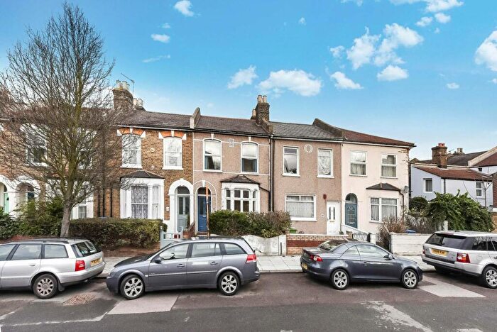 5 Bedroom Terraced House To Rent In Crewys Road, Peckham, London, SE15