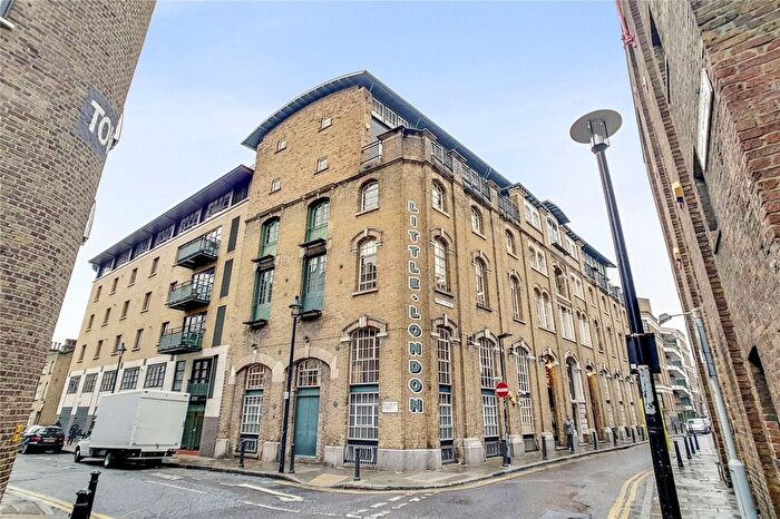 2 Bedroom Flat To Rent In Mill Street, Shad Thames, London, SE1