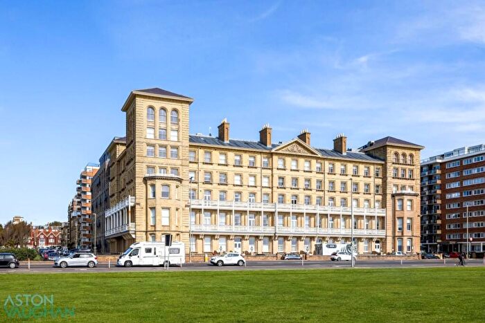 2 Bedroom Apartment To Rent In Queens Gardens, Hove, BN3