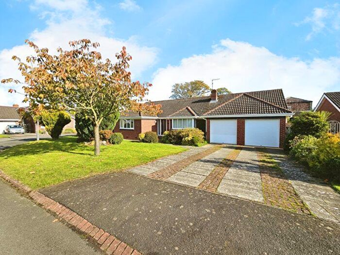 3 Bedroom Detached Bungalow For Sale In North Grange, Ponteland, Newcastle Upon Tyne, NE20