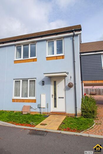 3 Bedroom Semi Detached House To Rent In Over Court Gardens, Patchway, Bristol, United Kingdom, BS34