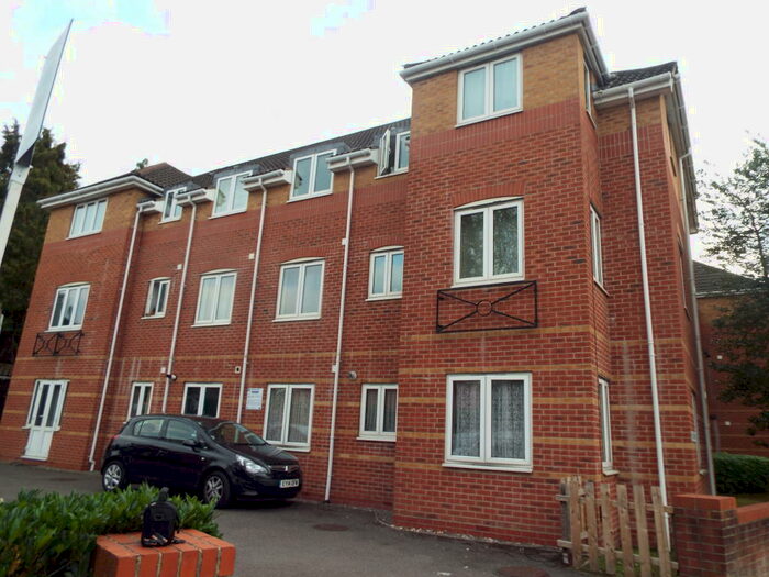 2 Bedroom Flat To Rent In Coxford Road, Southampton, SO16