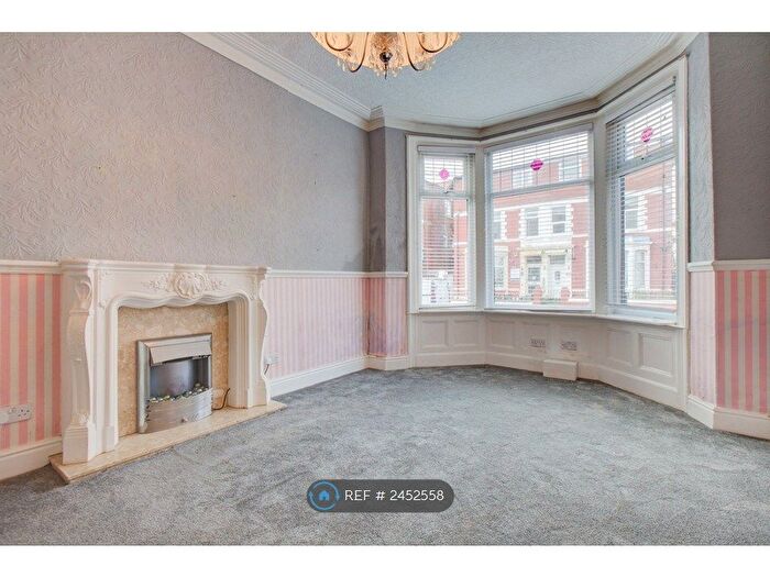 6 Bedroom Terraced House To Rent In Palatine Road, Blackpool, FY1