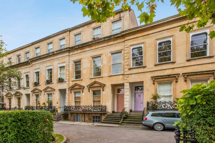 1 Bedroom Apartment To Rent In Royal Parade Cheltenham, GL50