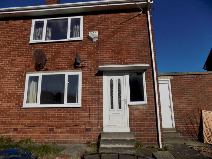 2 Bedroom Town House To Rent In Thistle Road, Sunderland, SR3