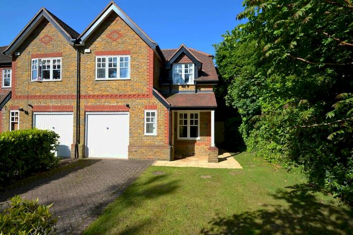 4 Bedroom Semi-Detached House To Rent In Loriners Close, Cobham, KT11