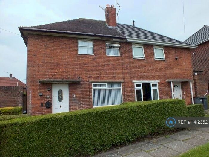 2 Bedroom Semi-Detached House To Rent In Limeheath Place, Stoke-On-Trent, ST6