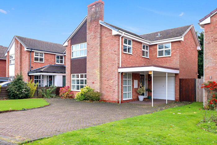 4 Bedroom Detached House For Sale In Baginton Close, Solihull, B91