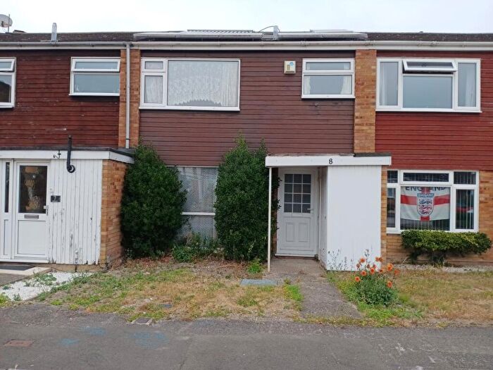 3 Bedroom Terraced House For Sale In Chilcourt, Royston, Hertfordshire, SG8
