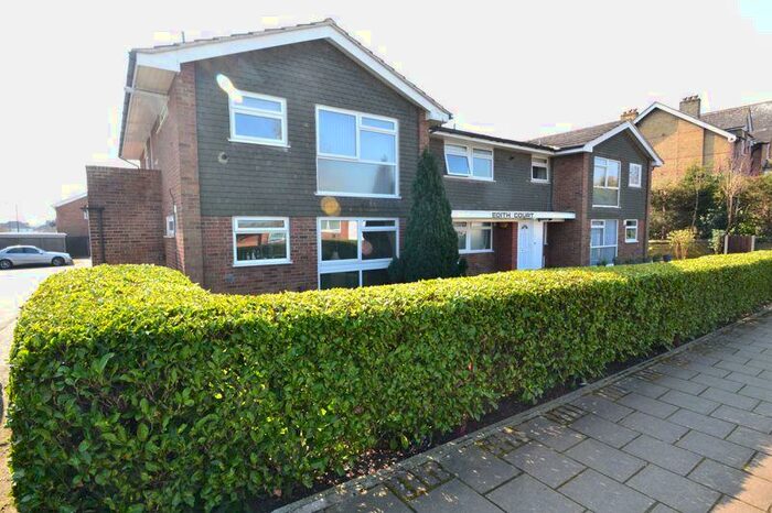 2 Bedroom Maisonette To Rent In The Avenue, Bickley Bromley, BR1