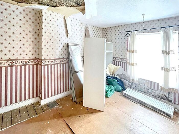 3 Bedroom Terraced House For Sale In Park Terrace, Castleside, Consett, DH8