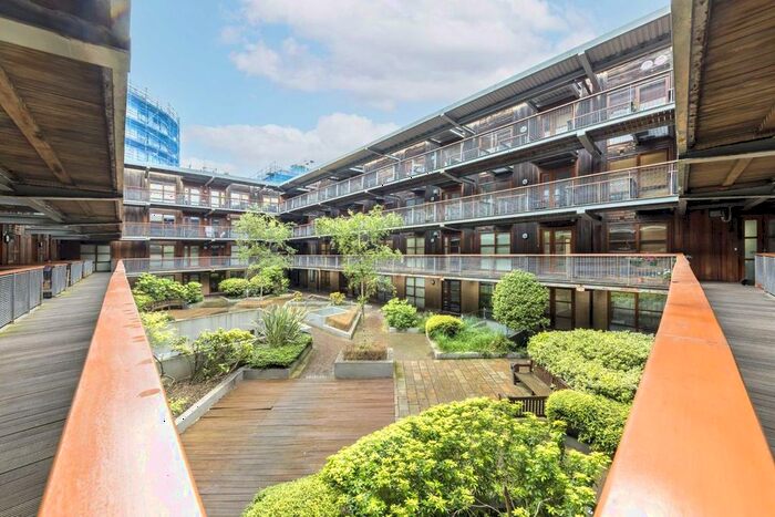 2 Bedroom Flat To Rent In Banister Road, London, W10