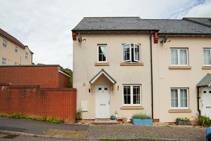 3 Bedroom End Of Terrace House To Rent In Hickory Lane, Almondsbury, Bristol, BS32