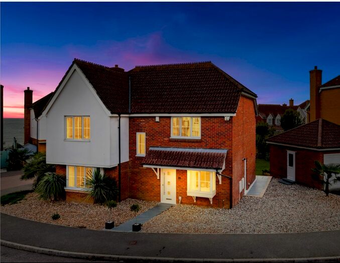 4 Bedroom Detached House To Rent In Alexandra Corniche, Hythe, CT21