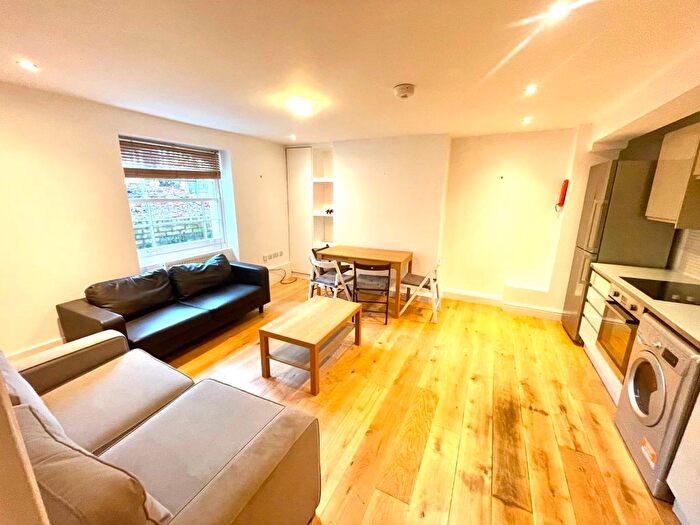 3 Bedroom Flat To Rent In St. John's Grove, London, N19