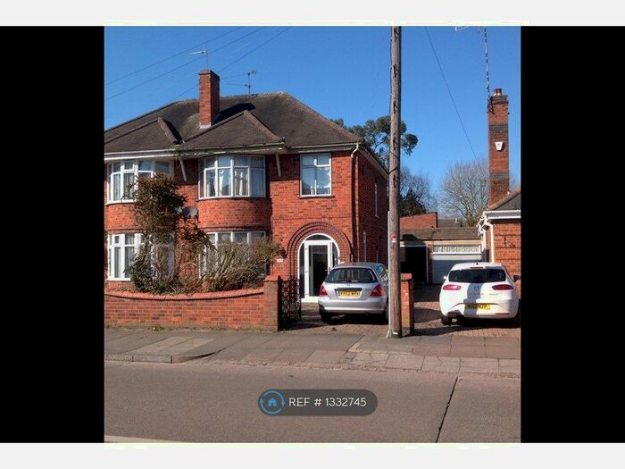 3 Bedroom Semi-Detached House To Rent In Meadvale Rd, Leicester, LE2