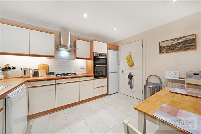 2 Bedroom Flat For Sale In Normandy House, Regency Crescent, NW4