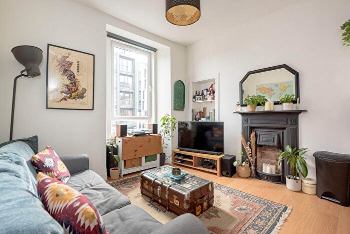1 Bedroom Flat For Sale In / Gibson Terrace, Edinburgh, EH11