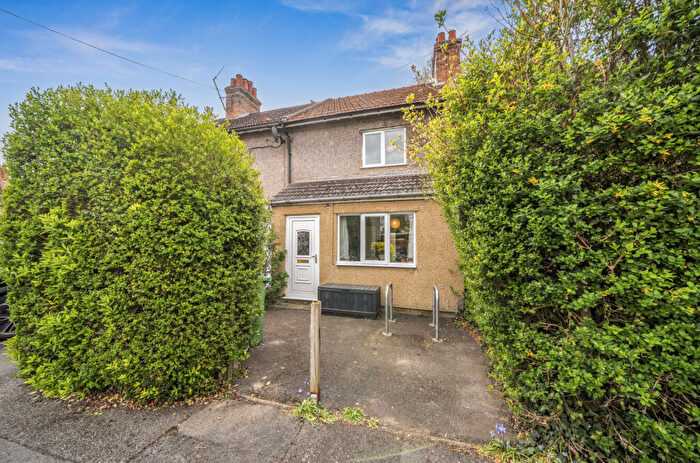 3 Bedroom Terraced House For Sale In Nixon Road, Oxford, Oxfordshire, OX4
