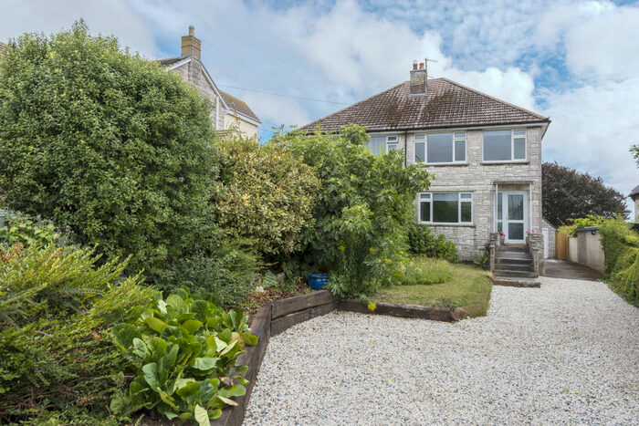 3 Bedroom Semi-Detached House To Rent In Preston, DT3