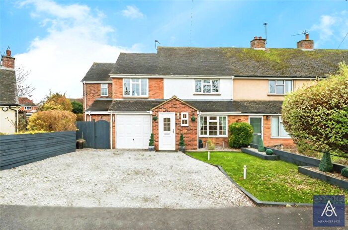 4 Bedroom End Of Terrace House For Sale In Westhorp, Greatworth, Banbury, OX17