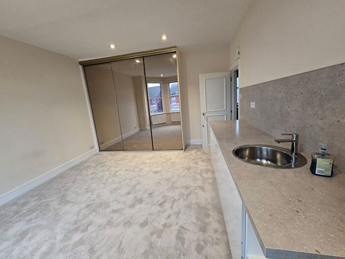 Studio To Rent In Studio - Aberdeen Road, NW10