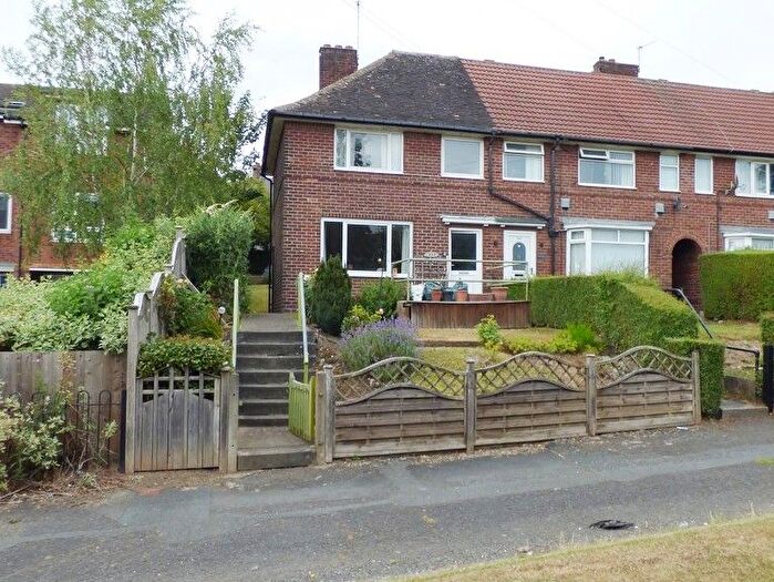 3 Bedroom End Terrace House For Sale In Stanningley Road, Leeds, LS13