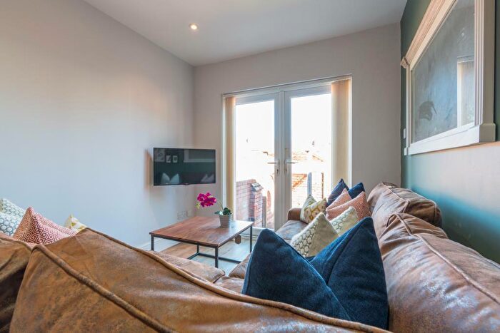 7 Bedroom Terraced House To Rent In Earlsdon Avenue North, Coventry, CV5