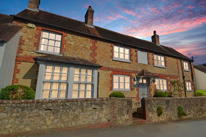 4 Bedroom House For Sale In High Street, Amberley, West Sussex, BN18