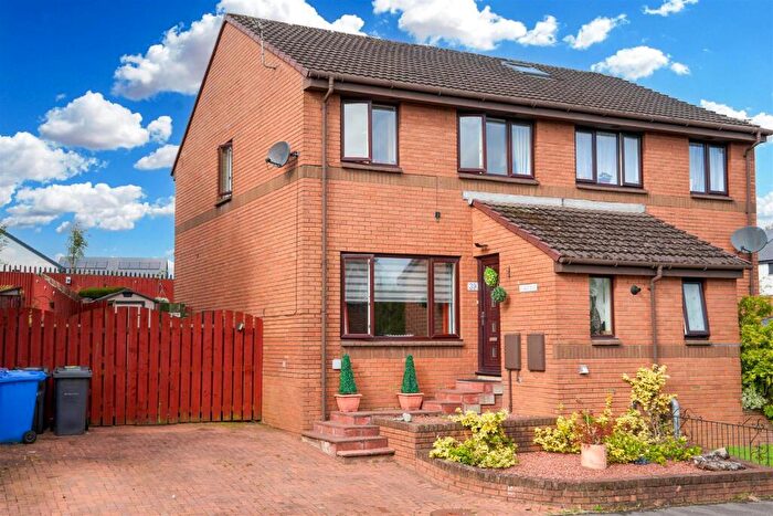 3 Bedroom Semi-Detached House For Sale In Darnaway Avenue, Glasgow, G33
