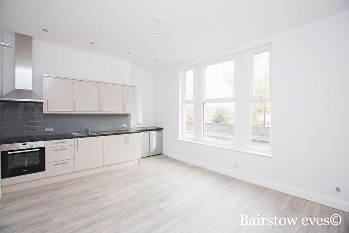 1 Bedroom Flat To Rent In Criterion House, N17