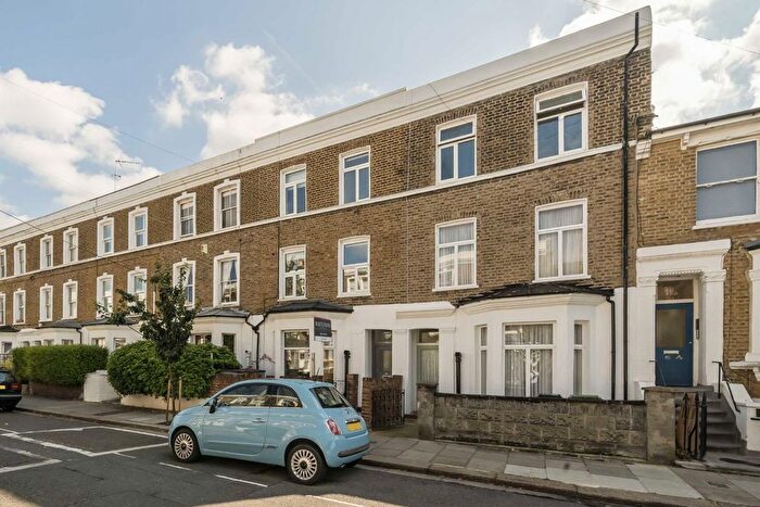 2 Bedroom Flat To Rent In Brackenbury Road, London, W6