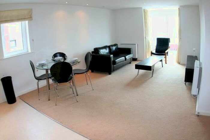 1 Bedroom Flat To Rent In Central Way, Warrington WA2