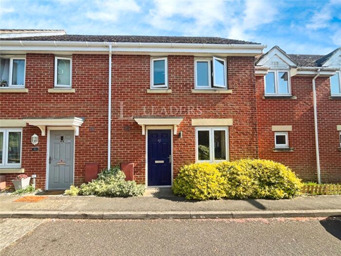 3 Bedroom Terraced House For Sale In Little Hackets, Havant, Hampshire, PO9