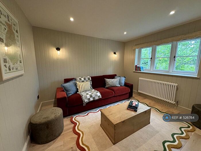 3 Bedroom Detached House To Rent In Giggley Cottage, Chadlington, OX7