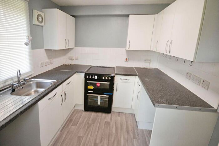 2 Bedroom Flat For Sale In Coronation Avenue, East Tilbury, RM18